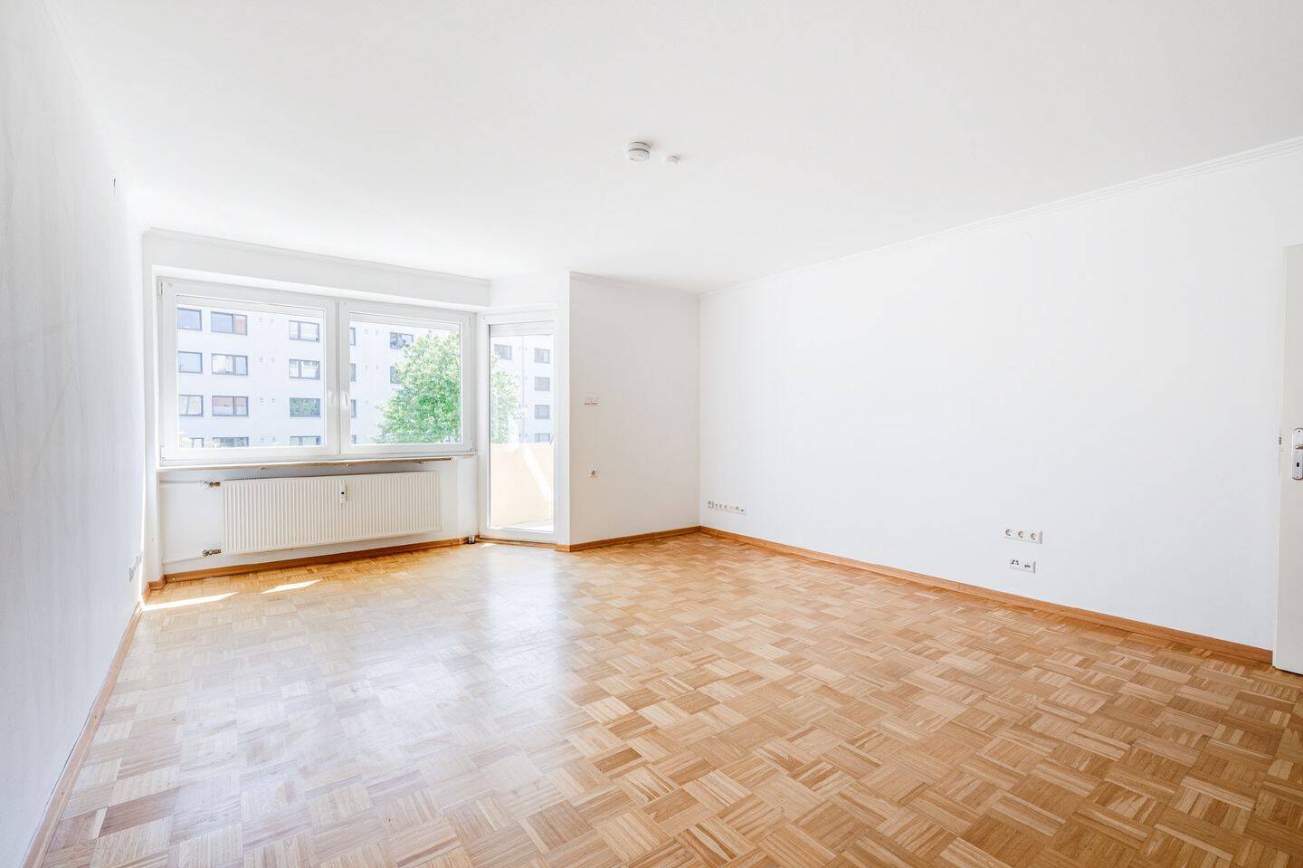 Thumbnail-AIGNER - Licht, Lage, Lebensqualität - 3-Zimmer-Wohnung mit Süd-Balkon