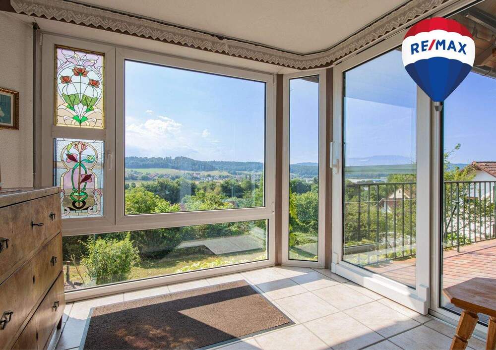 Thumbnail-Ihr neues Zuhause mit Weitblick - Großzügiges Einfamilienhaus in Horheim