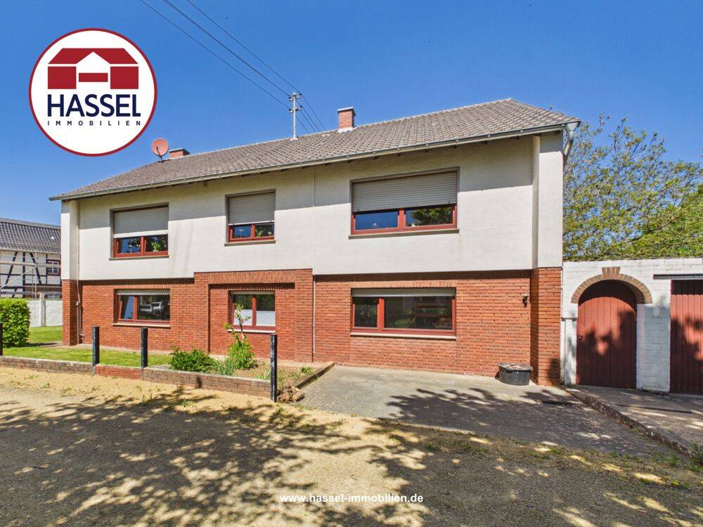 Thumbnail-Zweifamilienhaus mit weiterer Bebauungsmöglichkeit. Ihr Zuhause wartet auf SIE!