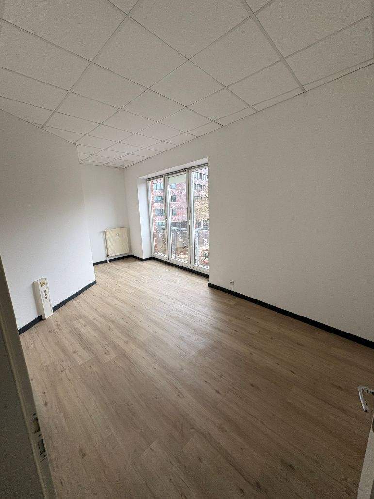 Thumbnail-Untermiete: Eigene Bürofläche mit Eingang - flexibel, Glasfaser und WLAN