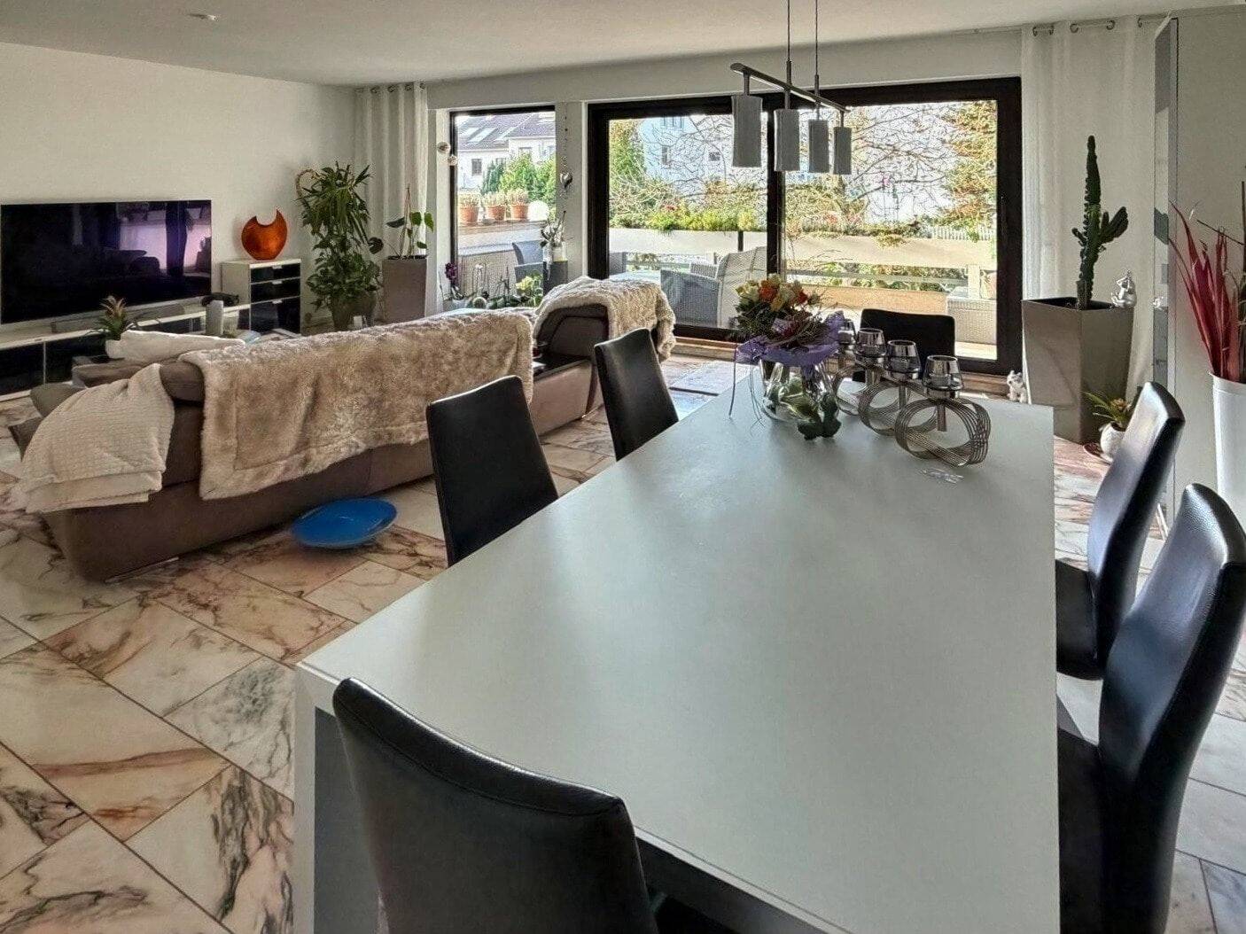 Thumbnail-Großzügige 3,5-Zimmer-Wohnung in Dortmund-Hombruch mit großem Balkon, TG-Stellplatz und hochwertiger Ausstattung