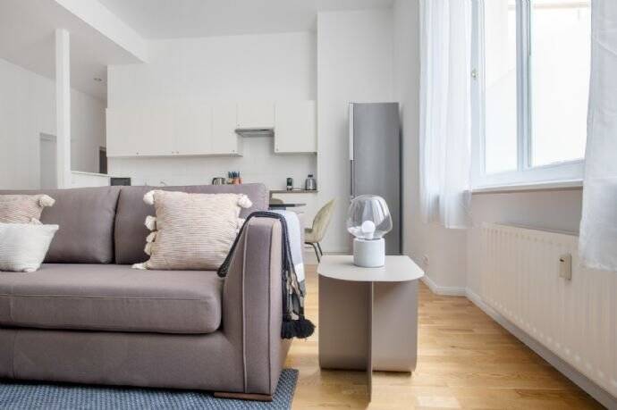 Thumbnail-Hochwertig ausgestattete größzügige 5 Zimmer Wohnung in bester Lage von Schöneberg.
