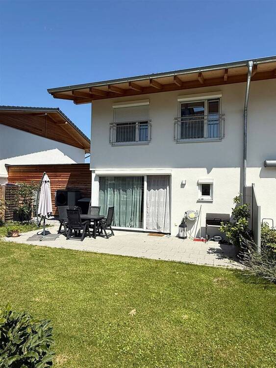 Terrasse und Garten