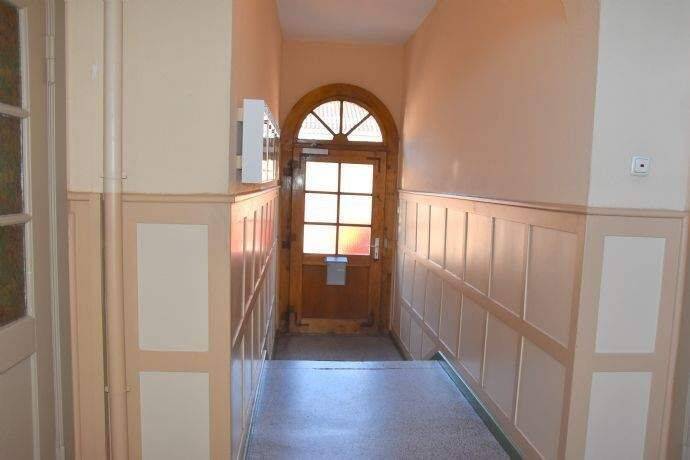 Thumbnail-schöne 3 Zimmerwohnung in zentraler Lage mit Balkon (altersgerecht)