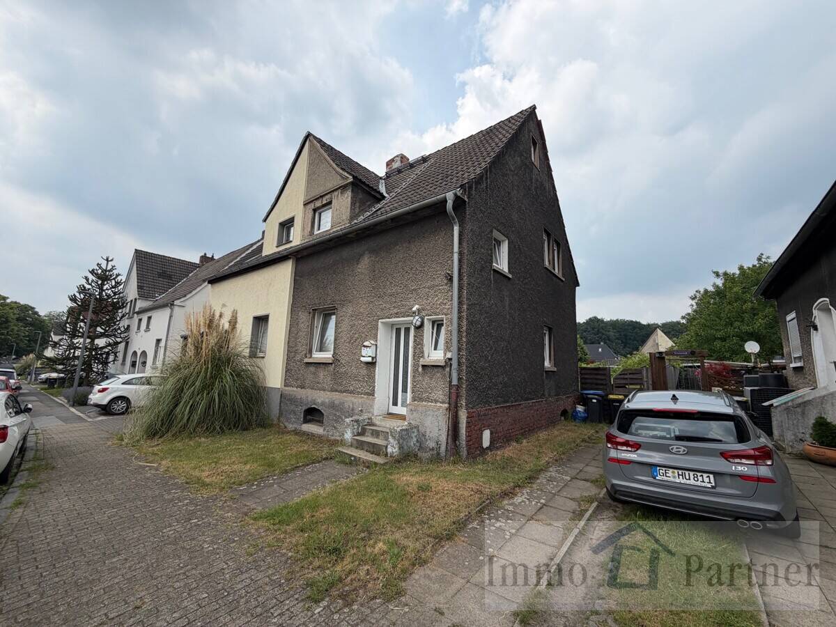Thumbnail-Ihr neues Zuhause, Sanierungsobjekt Kleines Zechenhaus, Doppelhaushälfte mit schönem Garten und viel Potenzial zur weiteren Gestaltung