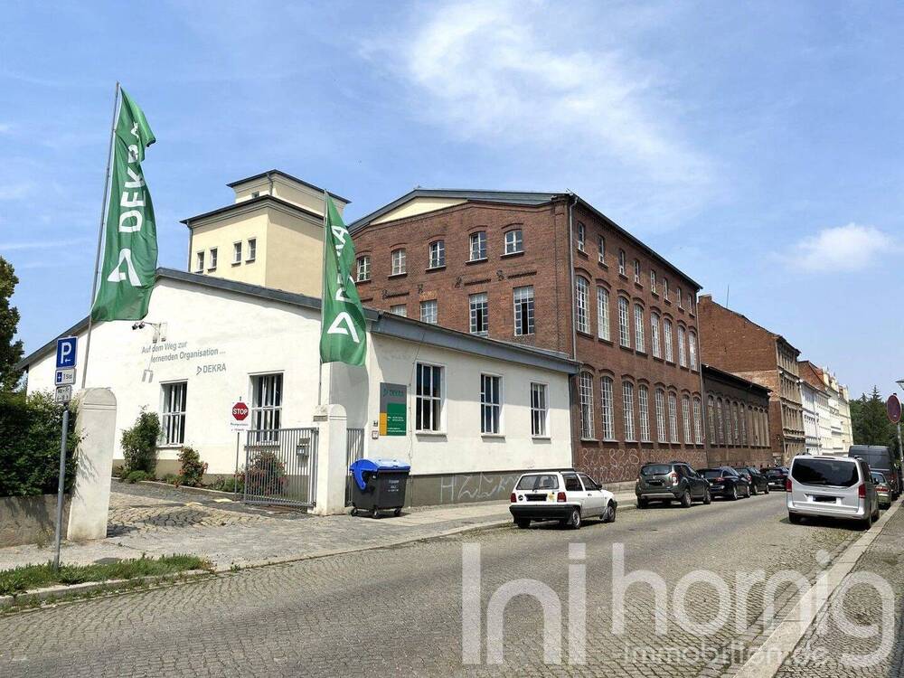 Straßenansicht