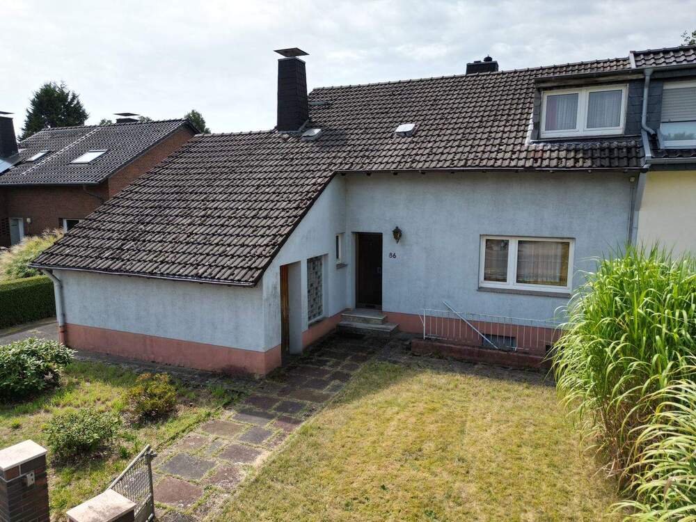 Thumbnail-Doppelhaushälfte mit Potenzial in begehrter Lage von Neukirchen – Vluyn