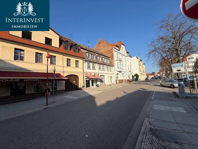 Thumbnail-Wohn- und Geschäftshaus mit großem Entwicklungspotenzial Direkt am Marktplatz in Burg bei Magdeburg