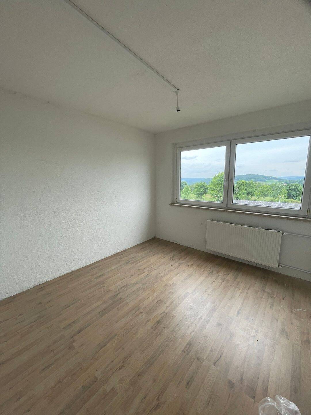 Thumbnail-! ERSTBEZUG ! Wohnen in Familiengerechter Lage