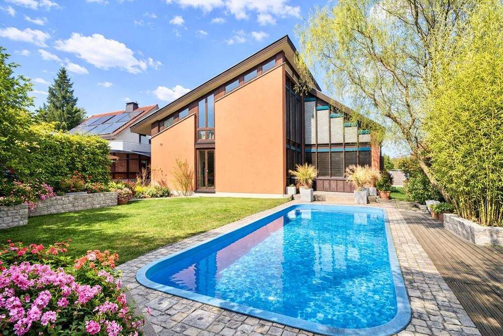 Thumbnail-* helles Architektenhaus in ruhiger und grüner Bestlage von Dresden-Zschieren *