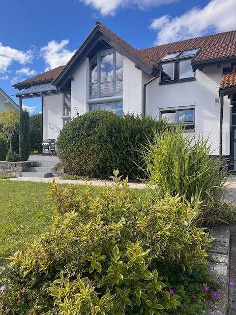 Thumbnail-RESERVIERT!!! Exclusives freistehendes 1-Fam.-Haus in gehobener, sonniger und sehr ruhiger Lage. RESERVIERT!!!!!