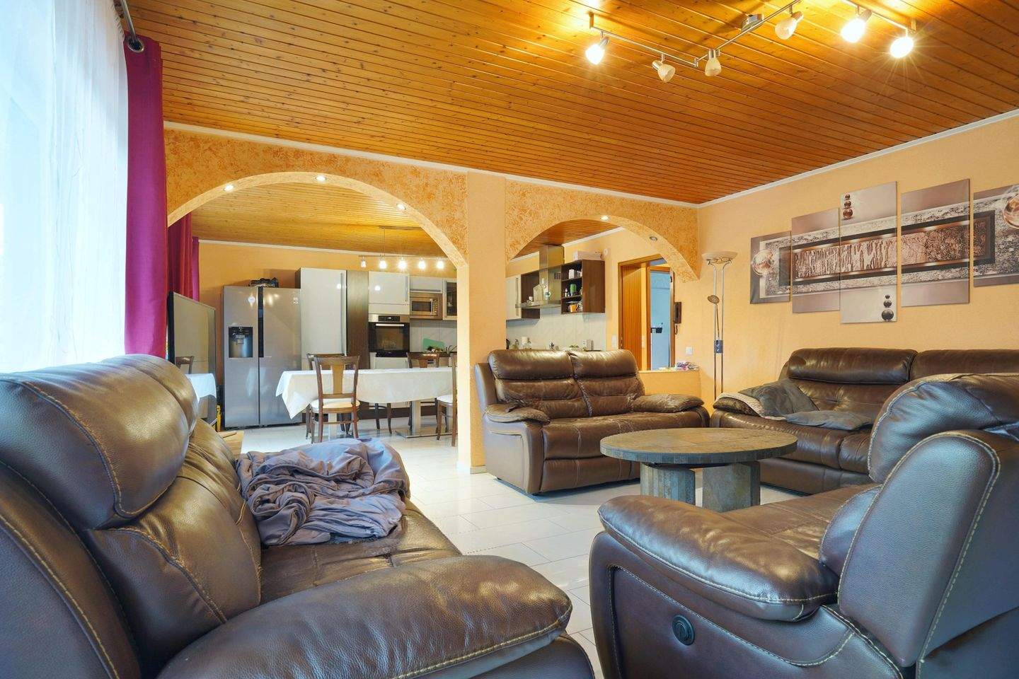 Thumbnail-Vermietungspotenzial trifft Wohnqualität - Großzügige 4-Zimmer-Wohnung mit Balkon und Kamin in Bretten