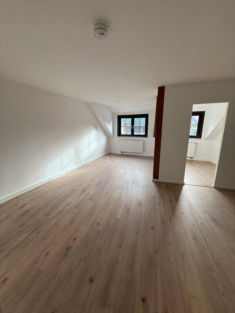 Thumbnail-Sanierte 2,5-Raum-Wohnung in Kahla (am Markt)