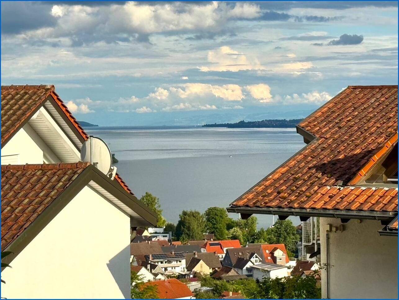 Thumbnail-Idylle Pur, exkl. 3,5 Zi.-Wohnung mit See-und Alpensicht, optional mit ELW zu vermieten!