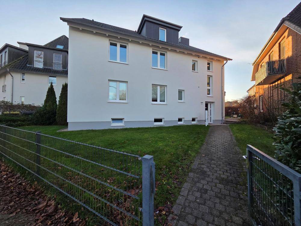 Thumbnail-Saniertes Mehrfamilienhaus mit 4 Wohnungen in Duvenstedt
