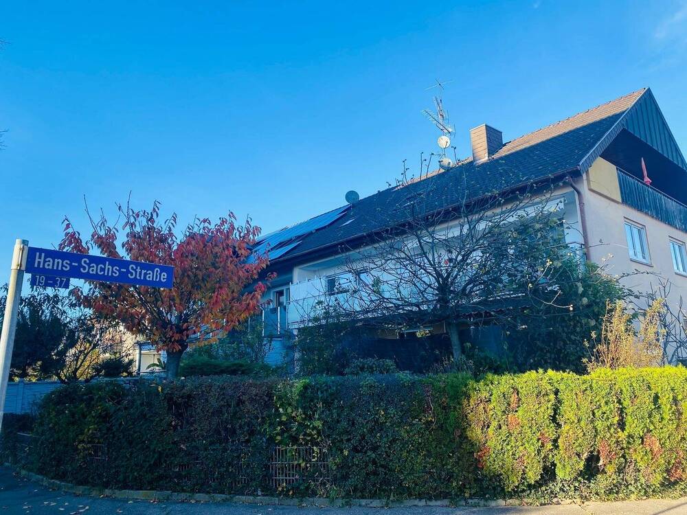 Thumbnail-Modernisierte 3 Zimmer DG-Wohnung in solidem 3-Fam.Haus