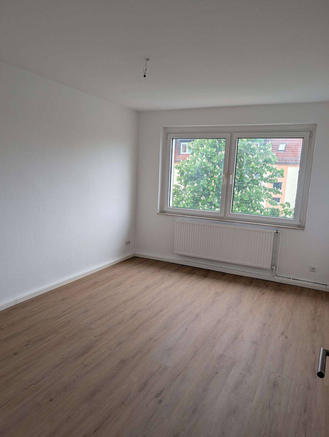 Thumbnail-VIDEO, S-Bahn-Badesee-Wohnen im Grünen, HomeofficePendeln(30Min. LEIPZIG) hilfsbereite Nachbarn