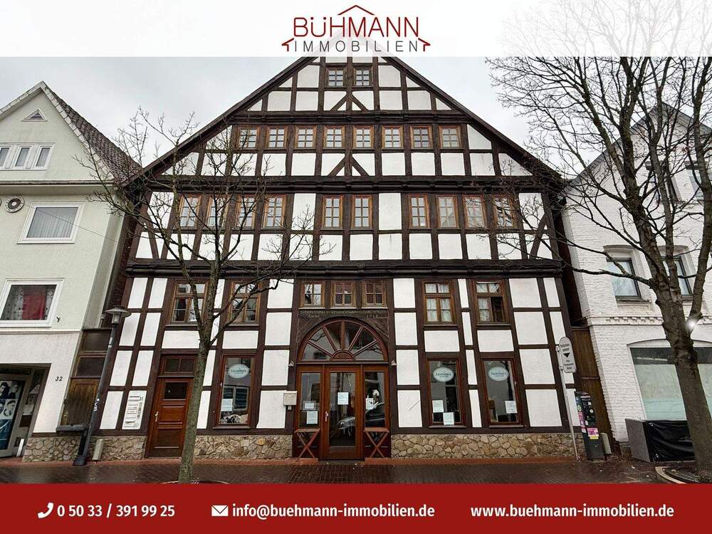 Thumbnail-31655 Stadthagen - Wohn- und Geschäftshaus mit 11 Einheiten