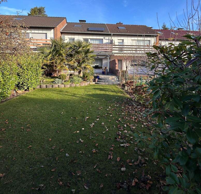 Thumbnail-Charmantes Reihenhaus in ansprechender Lage - direkt zum „Sofort Wohlfühlen“