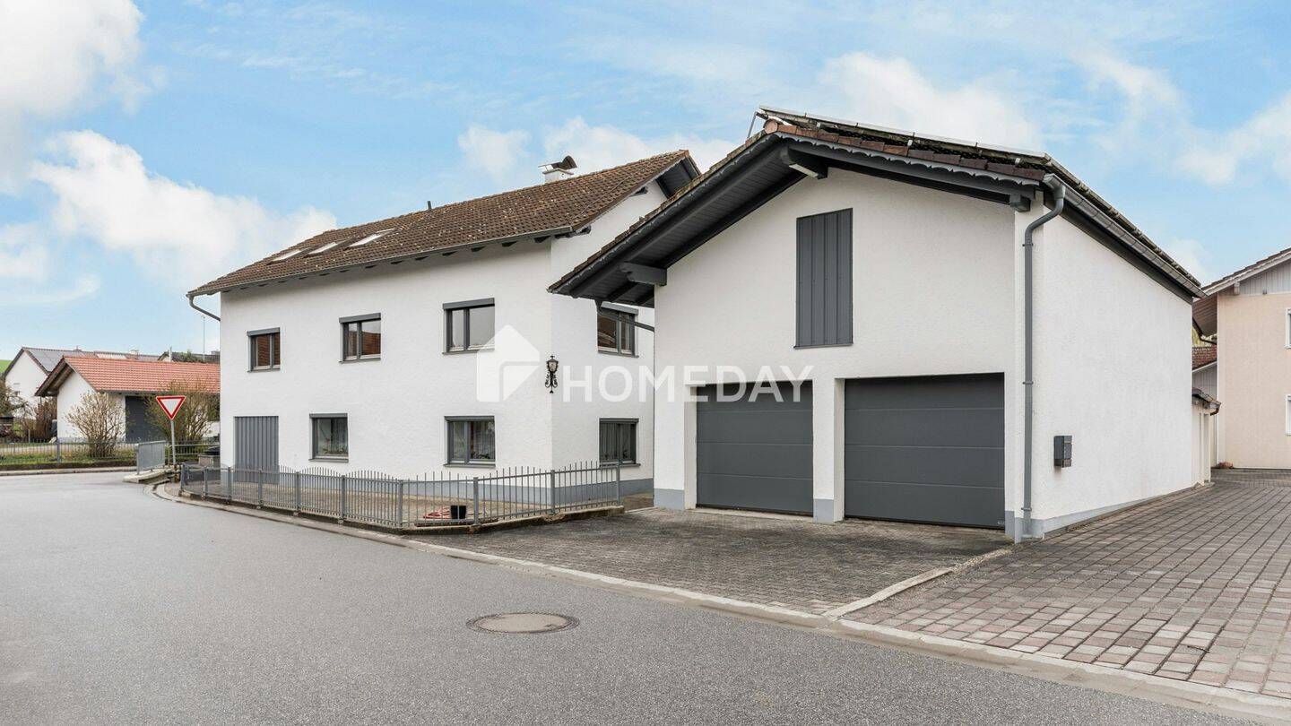 Thumbnail-Raumwunder für die ganze Familie: Gepflegtes EFH mit Garage und moderner Fernwärme in Perbing