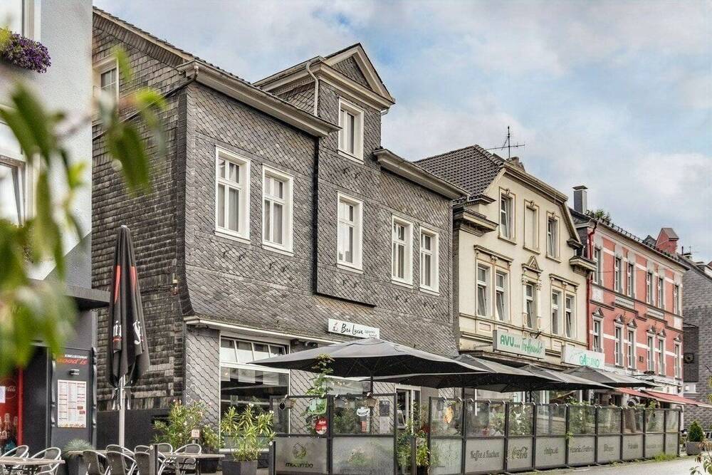 Thumbnail-Wohn- und Geschäftshaus in zentraler Lage von Gevelsberg mit viel Entwicklungspotential!