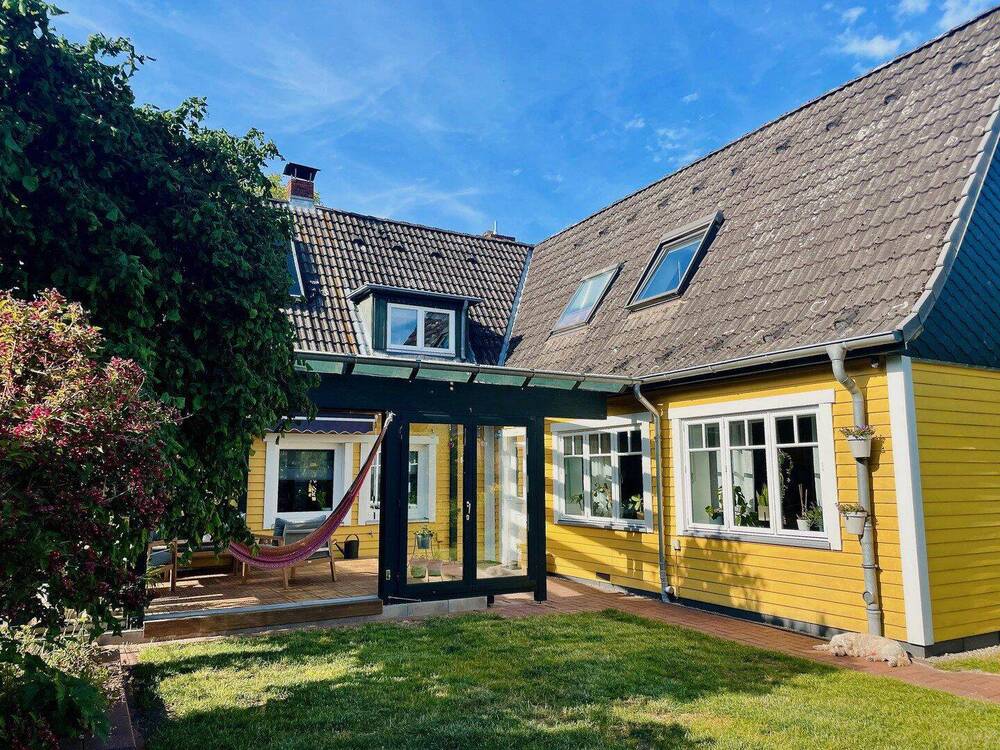 Thumbnail-Modernisiertes Einfamilienhaus in Schnelsen: Ruhige 2. Reihe (provisionsfrei)