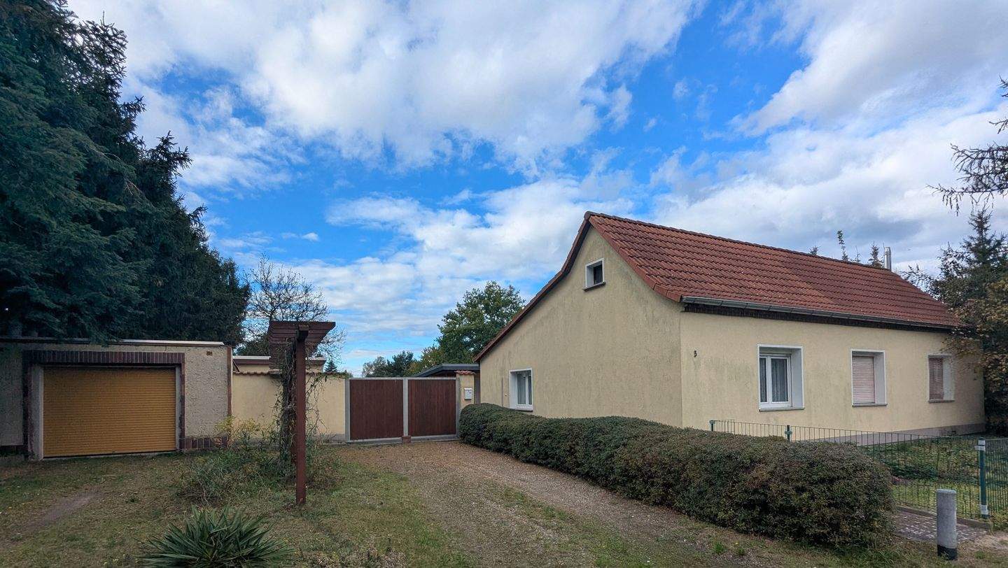 Thumbnail-Behagliches Anwesen mit idyllischem Innenhof und weitläufigem Garten