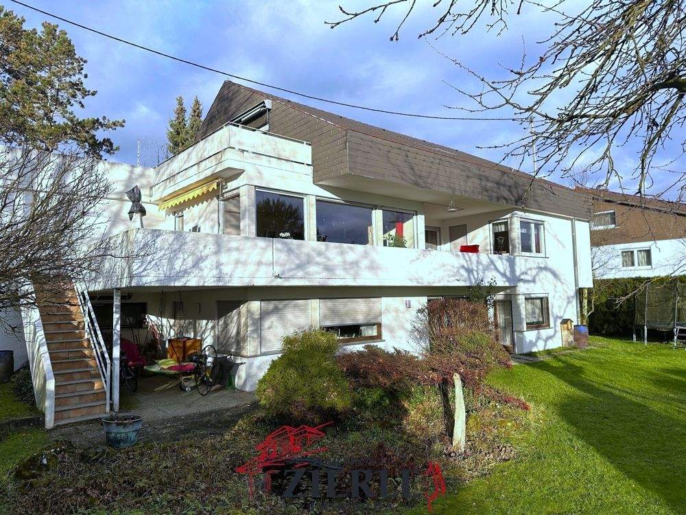 Thumbnail-TOP Lage! Dreifamilienhaus, exklusive Architektur! Fantastischer Garten! Fünf Garagenstellplätze!