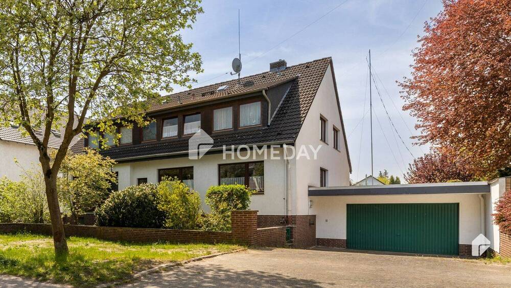 Thumbnail-Attraktives MFH mit 3 WE, Garten, Garage und Tageslichtbädern in toller Lage