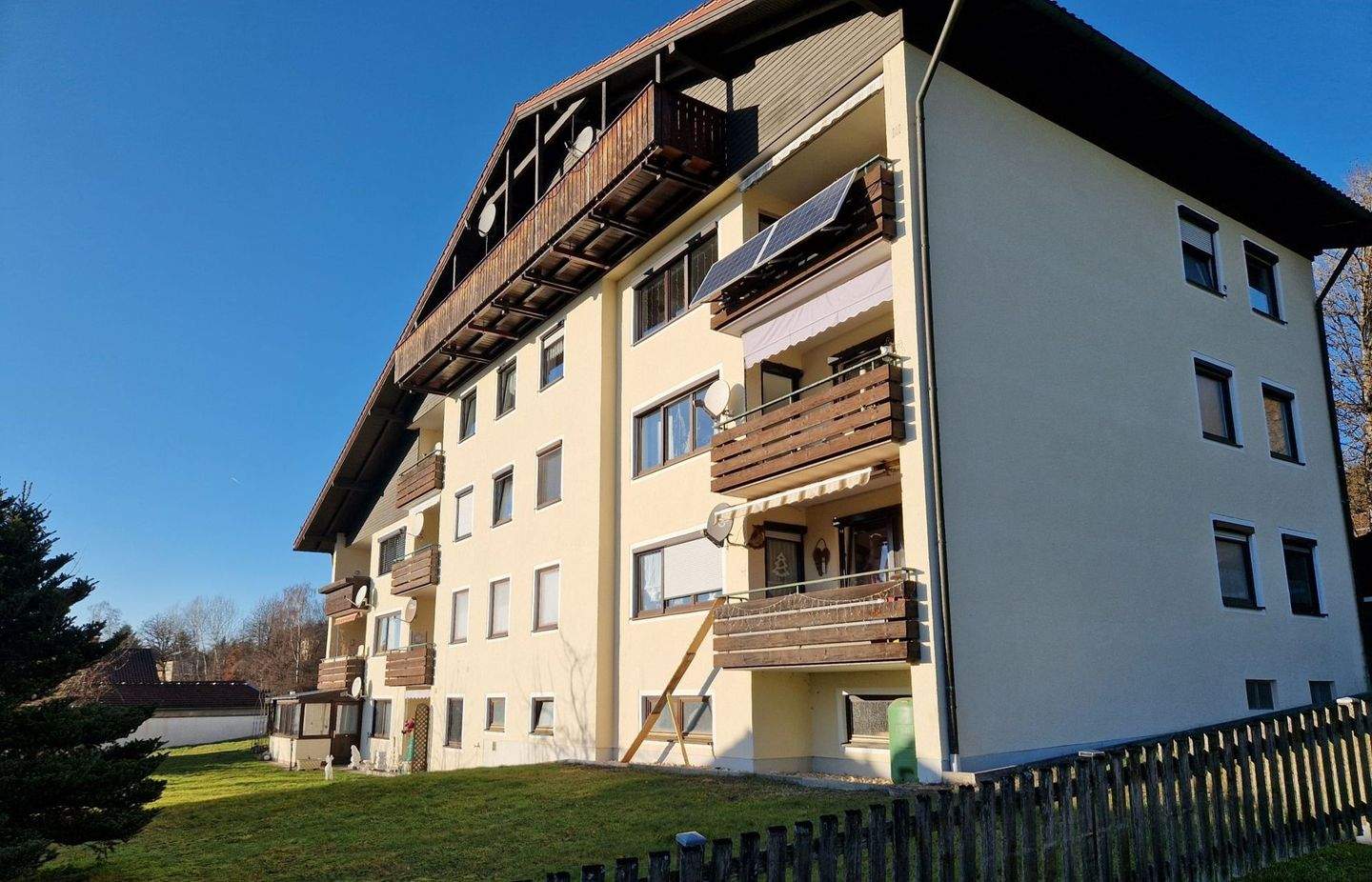 Thumbnail-***viel Platz für die Familie - großzügige 4-Zimmer-ETW in ruhiger Lage***