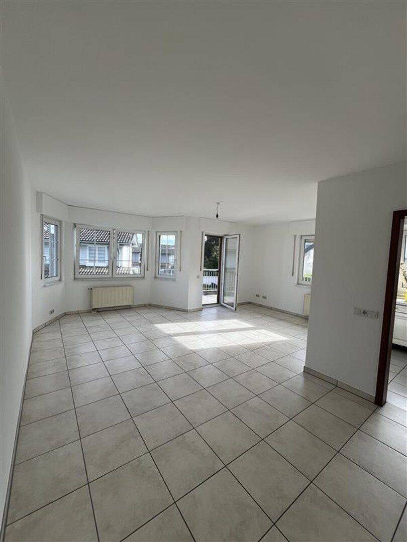Thumbnail-Erstbezug nach Renovierung | 2-Zimmerwohnung Forsbach, 1. OG, Balkon, Tiefgarage