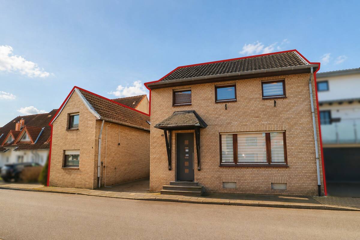 Thumbnail-Zwei Häuser, ein Zuhause