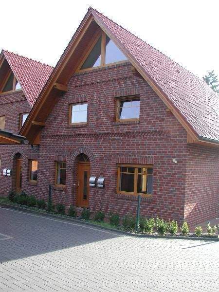 Thumbnail-Neuwertige Erdgeschosswohnung in Doppelhaushälfte!