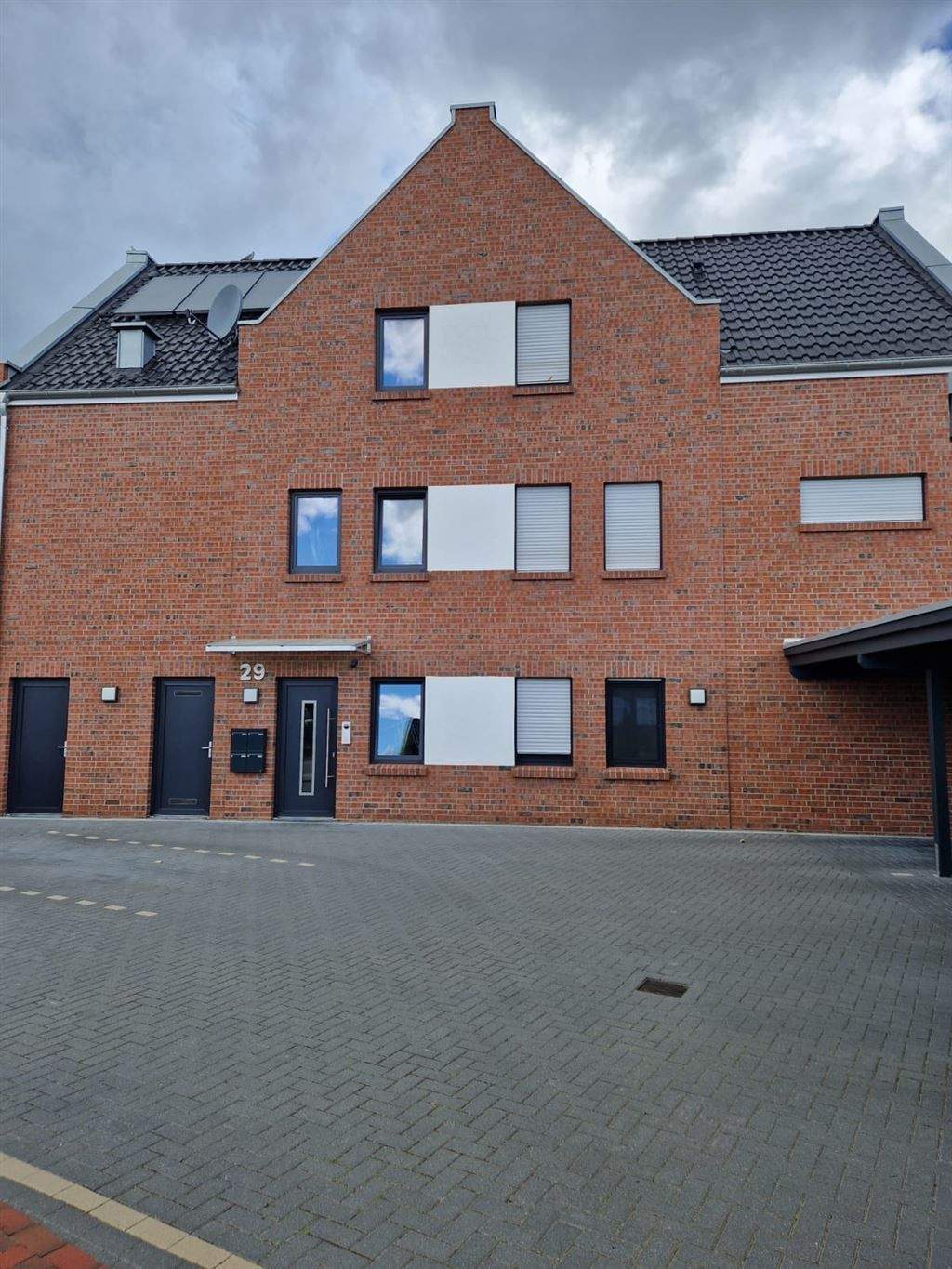 Thumbnail-3 Zimmerwohnung in einem modernen Mehrfamilienhaus