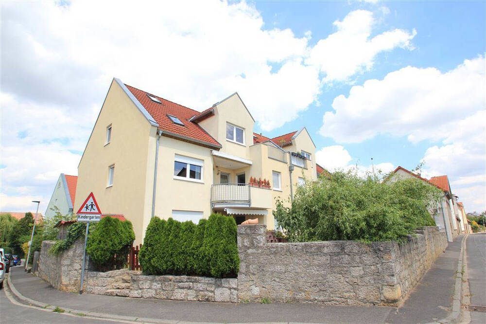 Thumbnail-Lichtdurchflutete 3-Zimmer-Eigentumswohnung mit Dachstudio und Loggia