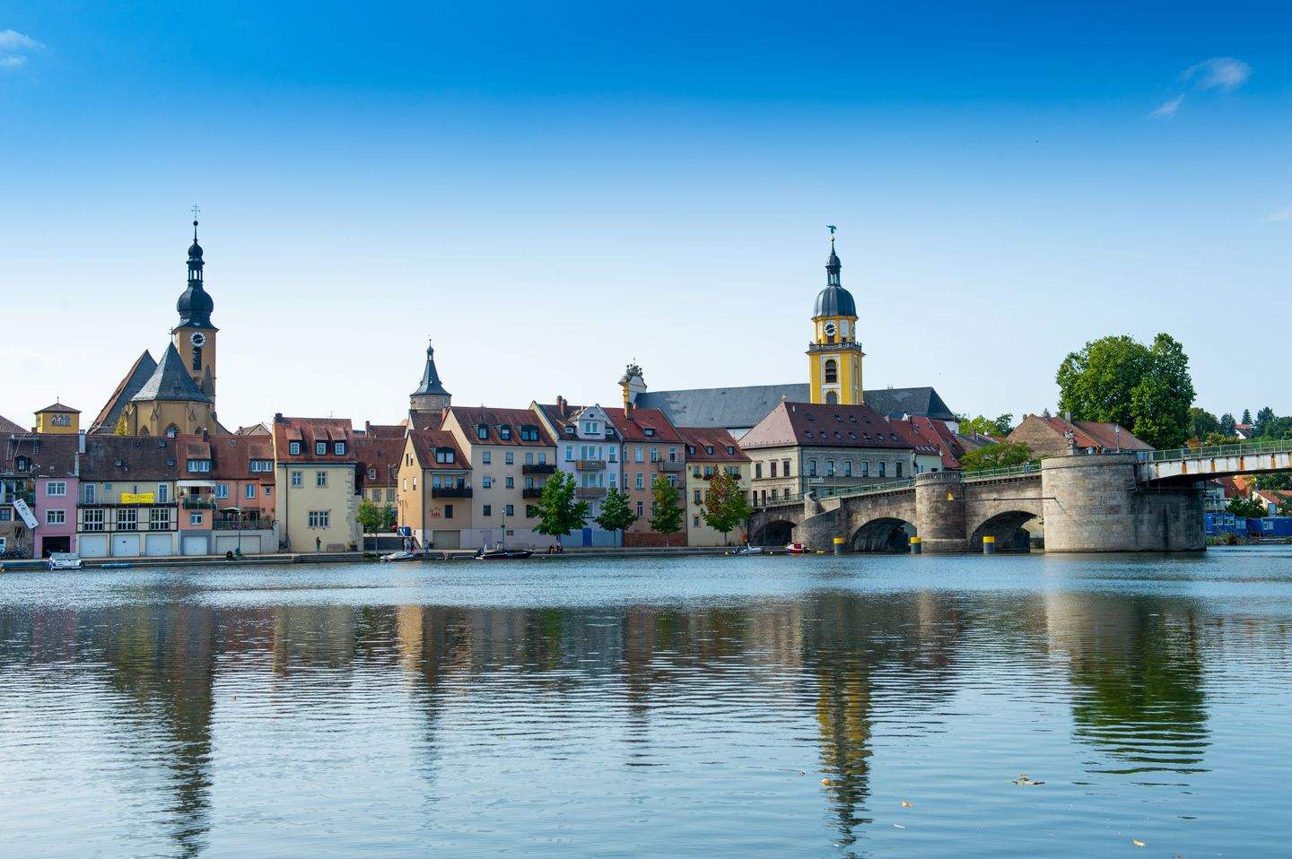 Thumbnail-Altersgerechter Neubau-Bungalow - Wohnen auf einer Ebene in Kitzingens Bestlage !