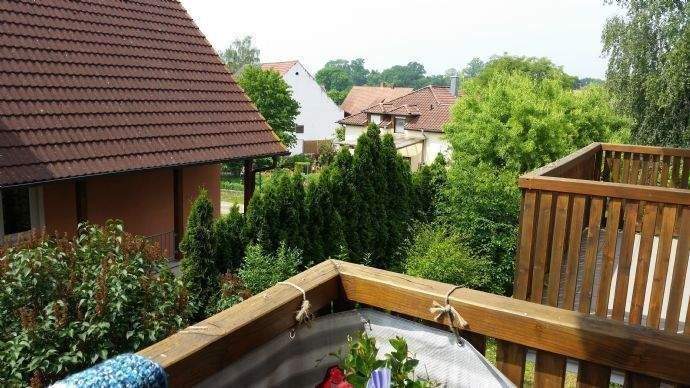 Thumbnail-Ruhige 3 Zi- Wohnung mit Sonnenbalkon in Fröhstockheim. Sehr gute ruhige Lage im Neubaugebiet. Nur 3 Km von Kitzingen + Iphofen entfernt :-)