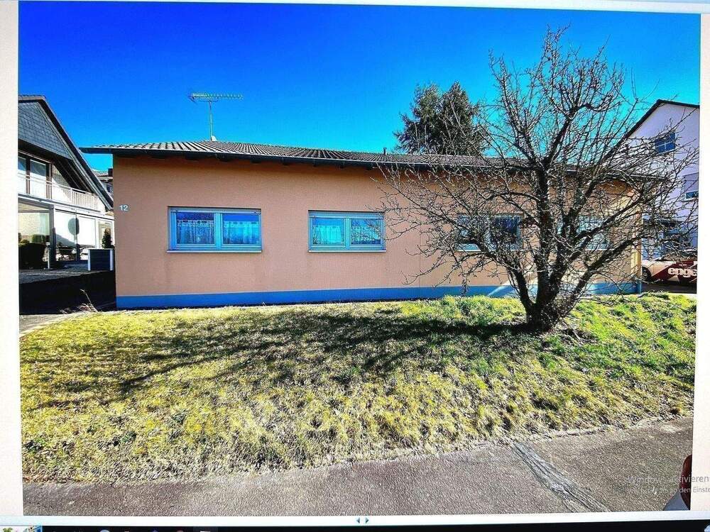 Thumbnail-Haus mit Garten Doppelhaushälfte - Charmanter 3-ZKB-Bungalow Garage