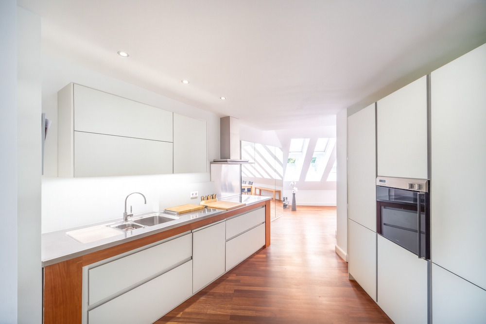 Thumbnail-KENSINGTON - Exklusiv - atemberaubende Dachgeschosswohnung mit privatem Lift