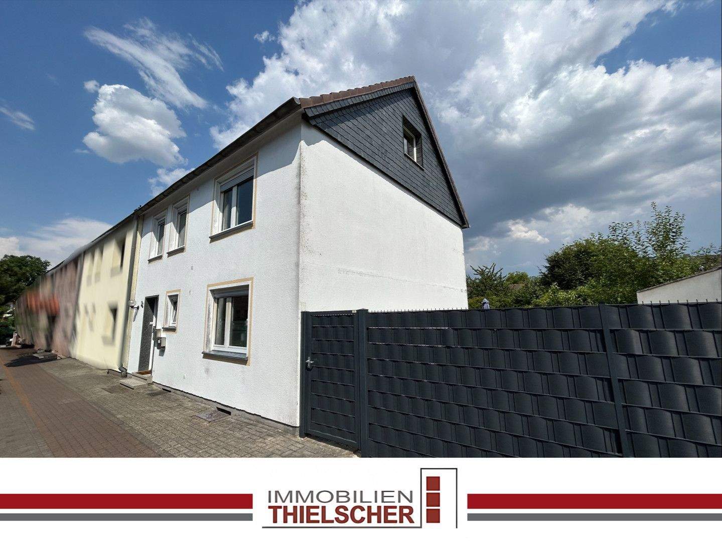 Thumbnail-Einmalige Gelegenheit: Zweifamilienhaus mit Garten und Garage in Übach-Palenberg