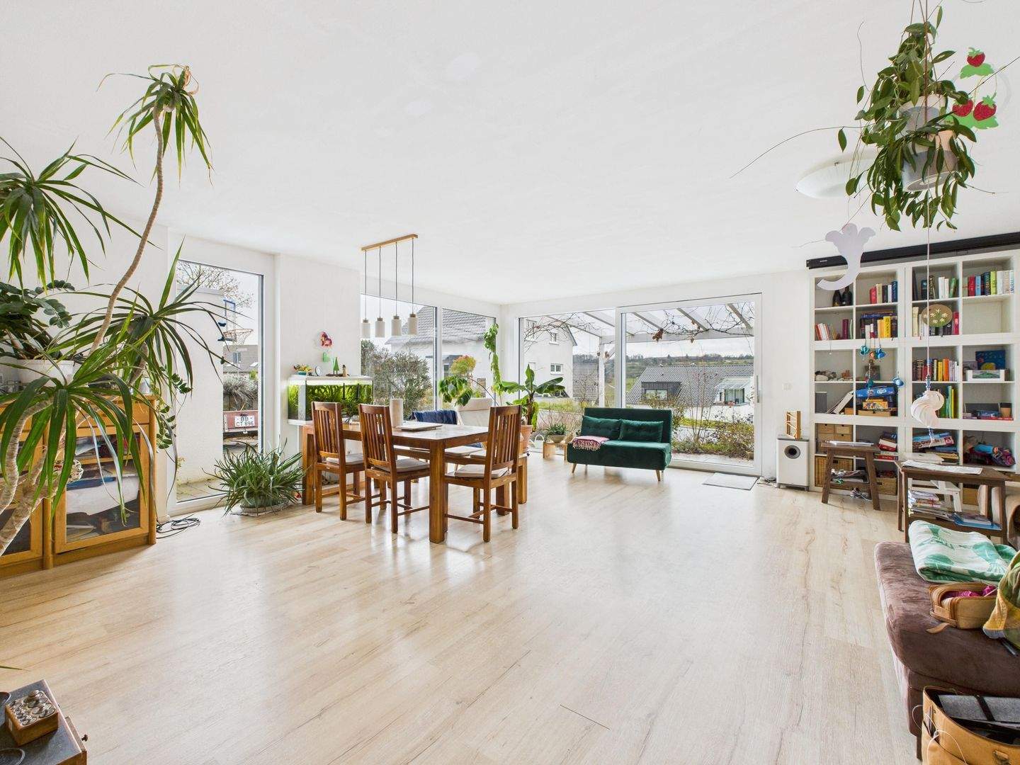 Thumbnail-Eigenheim in Ostelsheim - modern & energieeffizient