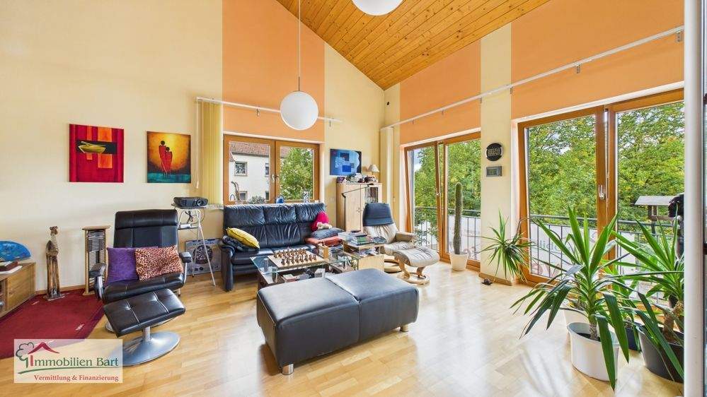 Thumbnail-ATTRAKTIVES 192 M² WOHNHAUS + 80 M² GARAGE IN TOP LAGE!