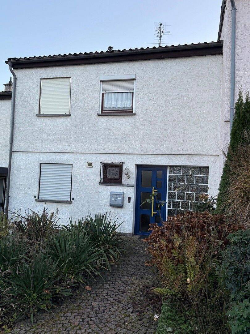 Thumbnail-Reihenmittelhaus mit großem Garten und Garage