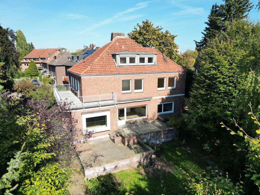 Thumbnail-Liebhaber aufgepasst! *Herrschaftliches Zweifamilienhaus an der Piusallee*