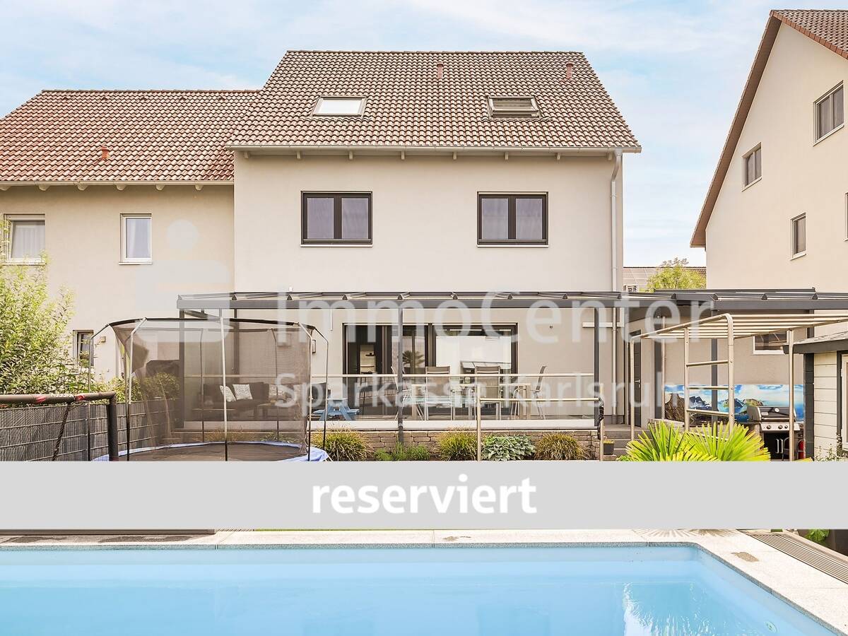 RESERVIERT