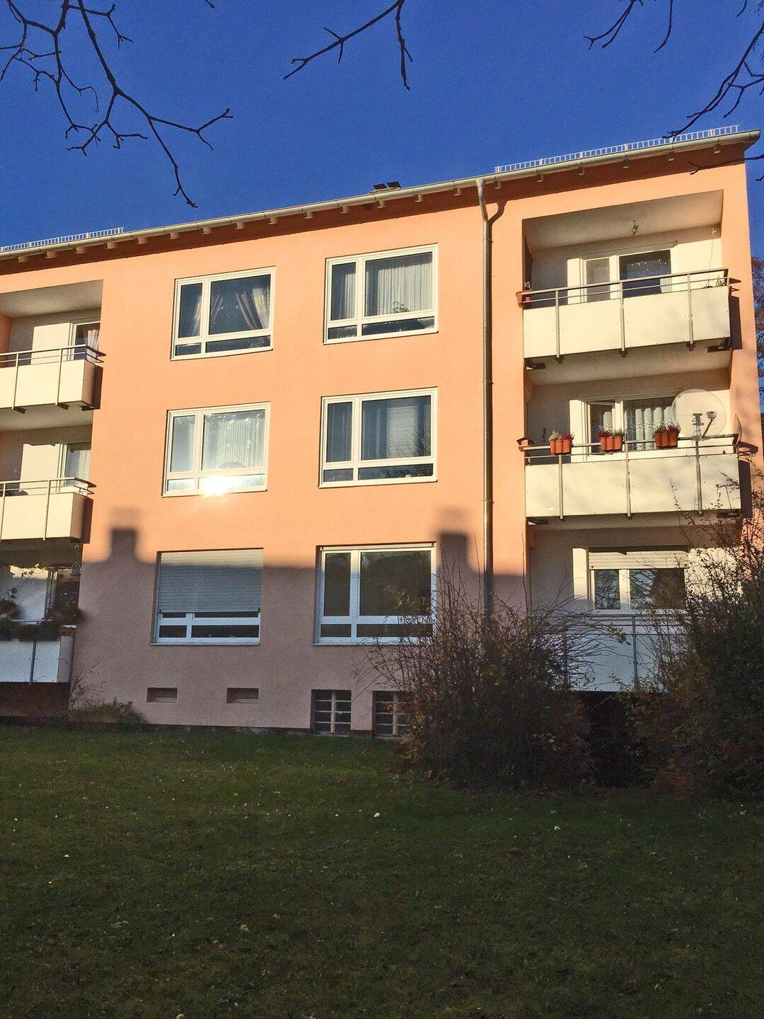 Thumbnail-Helle 3-Zimmer-Wohnung in grüner Umgebung