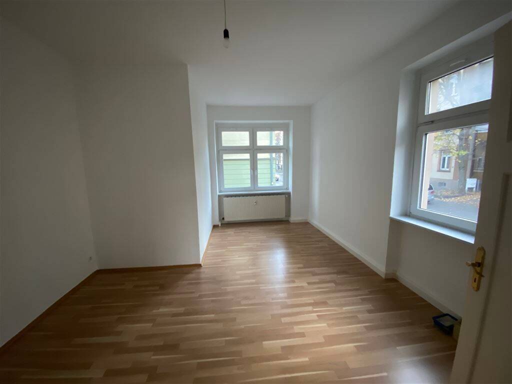 Thumbnail-Weimar* Westvorstadt* großzügige 2 Zimmer-Whg* Duschbad