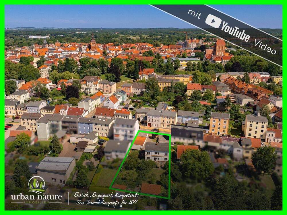 Thumbnail-Viel Platz im Haus mit großem Obstgarten, Bungalow und 8 Garagen