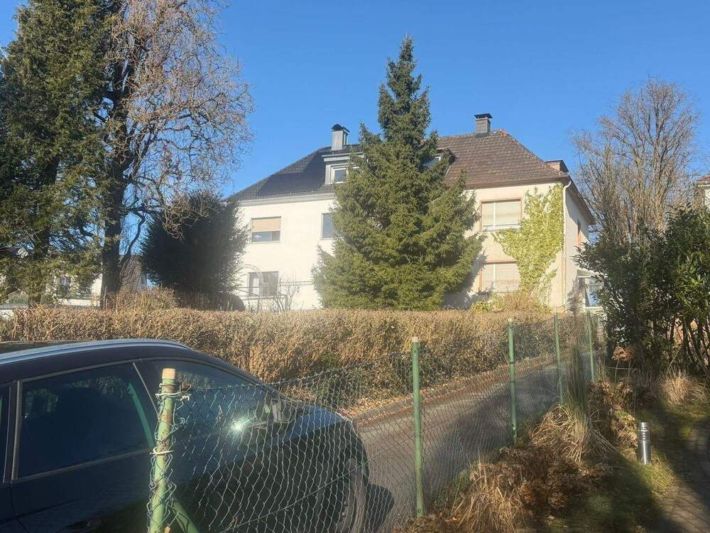 Thumbnail-Doppelhaushälfte mit Garage und Garten in begehrter Stadtparknähe zu verkaufen…Besonderer Wertfaktor: Grundstück mit hohem Bodenrichtwert