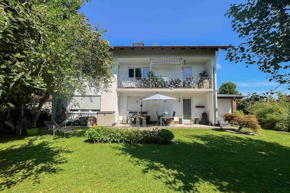 Thumbnail-Mehrfamilienhaus mit 3 Einheiten und großem Garten in begehrter, familienfreundlicher Lage
